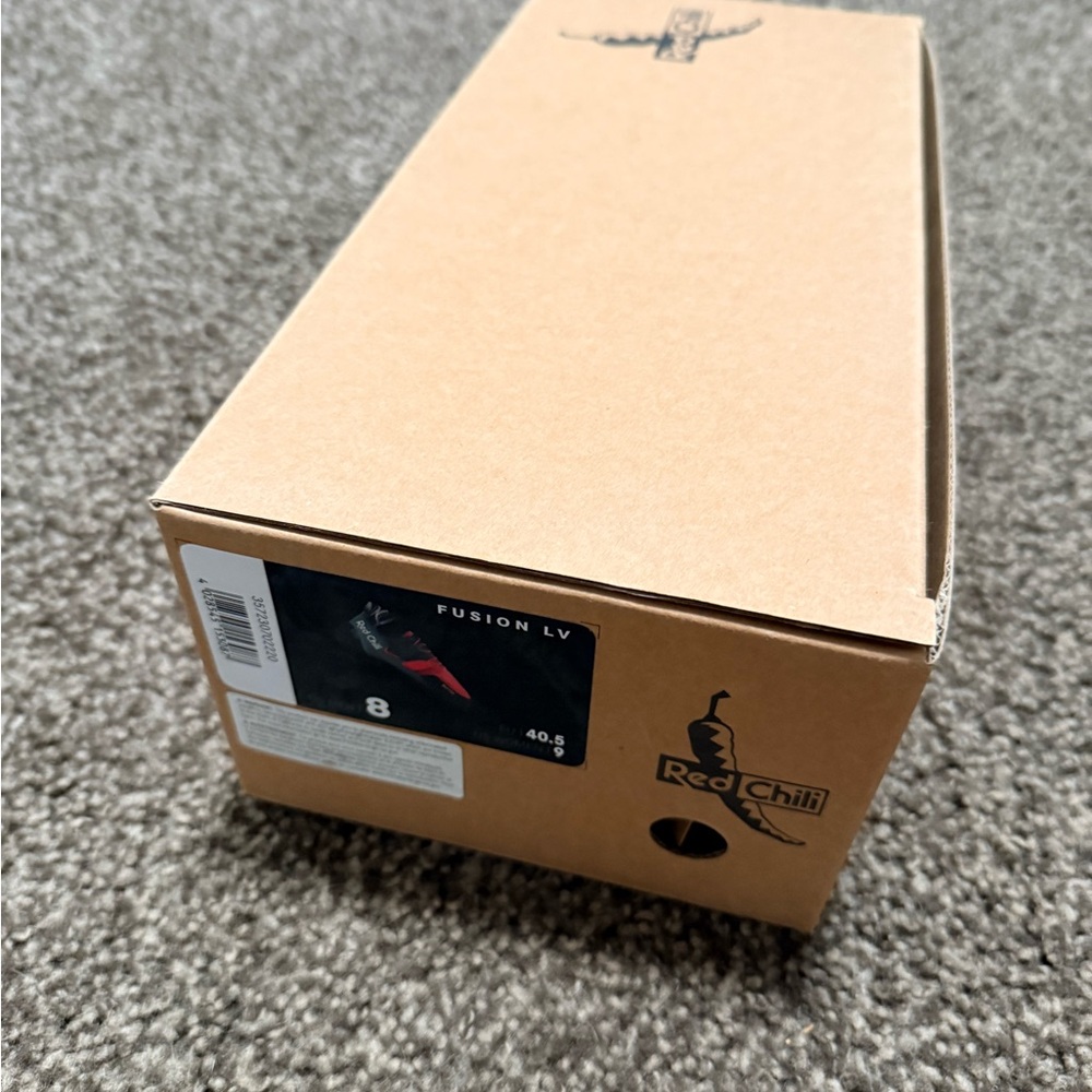 NWT Women's Fusion LV Climbing Shoes - Black and Pink